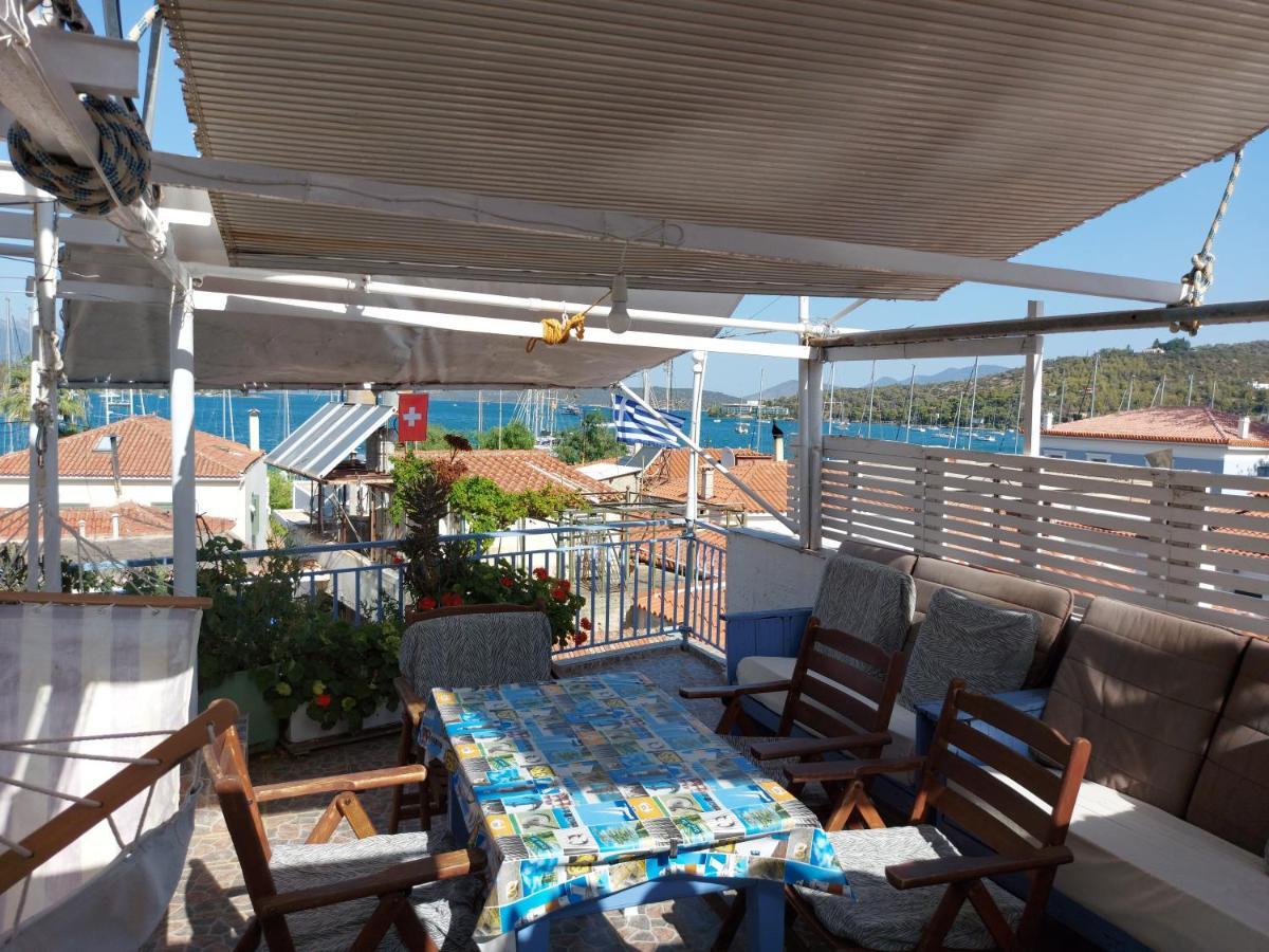 Nikos Rooms And Studios Poros Town 外观 照片
