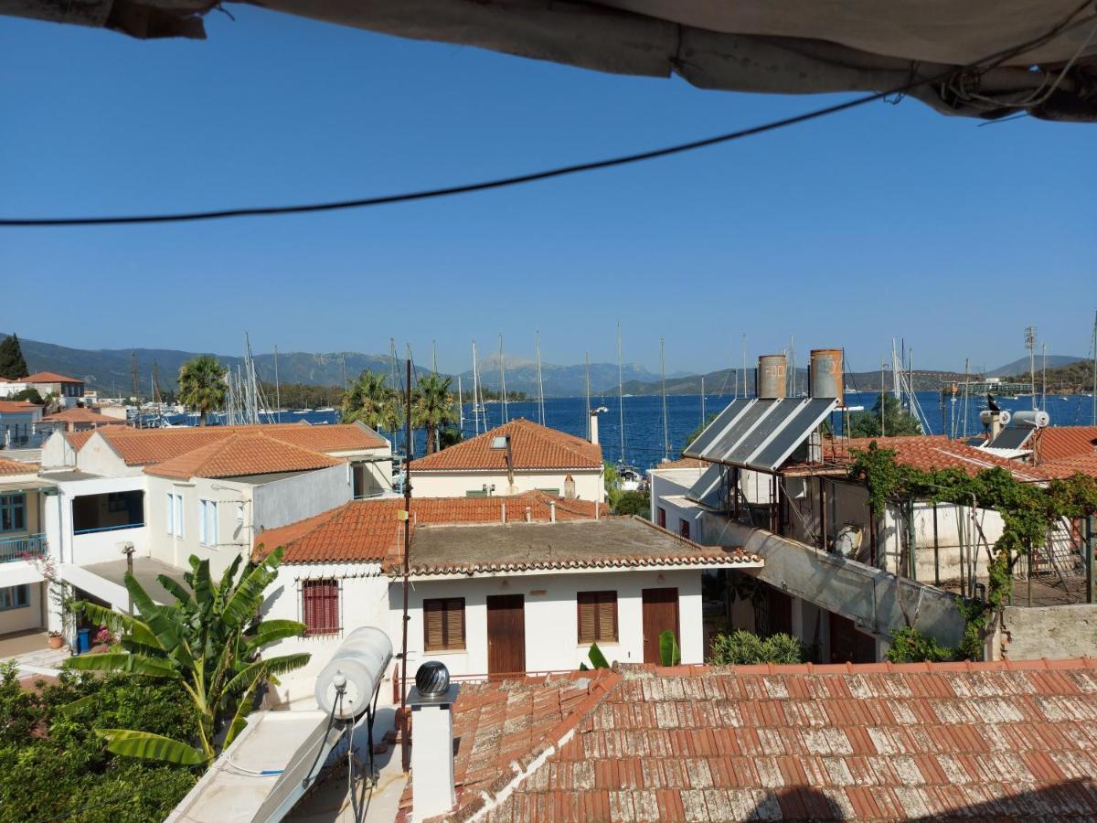 Nikos Rooms And Studios Poros Town 外观 照片